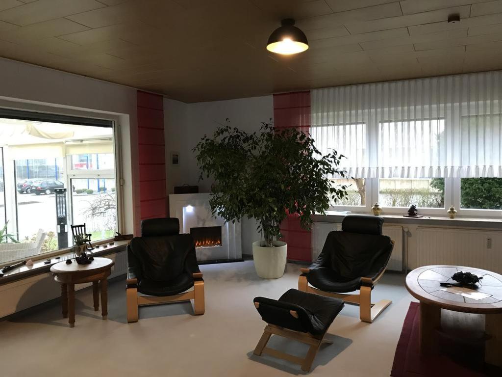 Maxbed Hotel Фленсбург Екстериор снимка